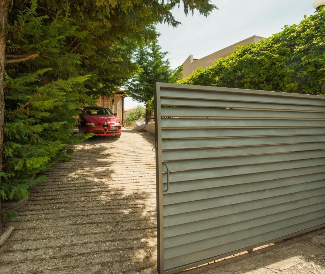 D&P House Villa Hriszí Amudiá Kültér fotó